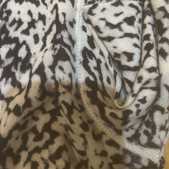 Kokun Sweater Womens XL Cashmere Bamboo Black & White Animal Print Sustainable - Picture 8 of 11